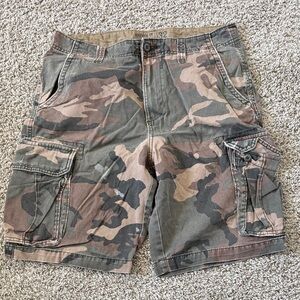 Old Navy Men's Camouflage Cargo Shorts